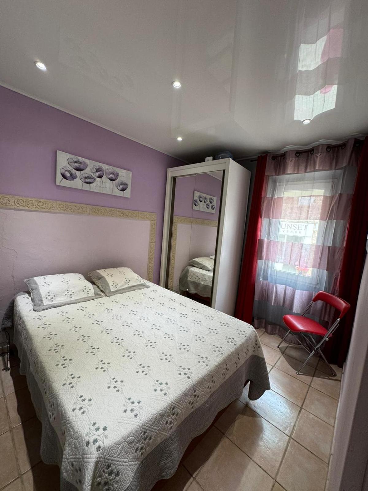 Apartamento Les Pieds Dans L'Eau Saint-Cyr-sur-Mer Exterior foto